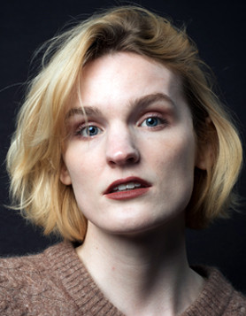esme-hough-profile-01-25.jpg