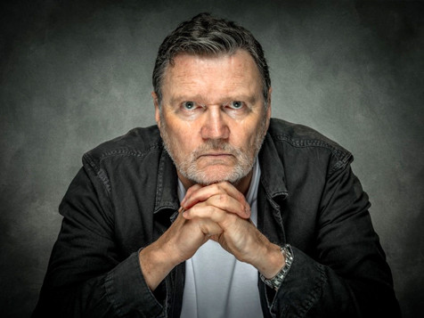 ian-puleston-davies-profile-02-24.jpg