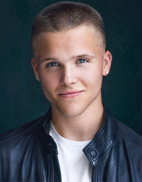 teddy-jay-profile-04.jpg