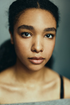 v-lamont-gillies-profile-02-25.jpg